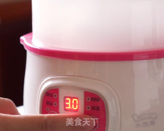 花旗参石斛花胶汤的做法步骤：4