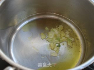 番茄疙瘩汤的做法步骤：1