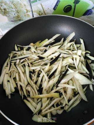 素炒茄子的做法步骤：5