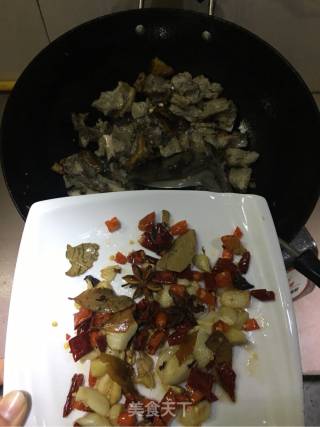 羊肉火锅的做法步骤：8