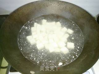 茼蒿豆腐煲的做法步骤：3