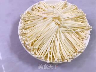 金针菇蒸排骨的做法步骤：3