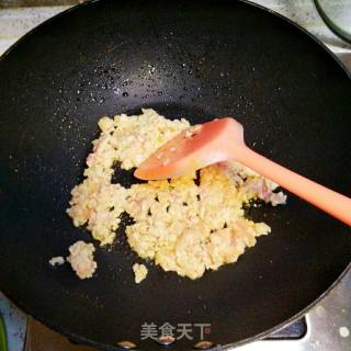 梅菜焖饭的做法步骤：2