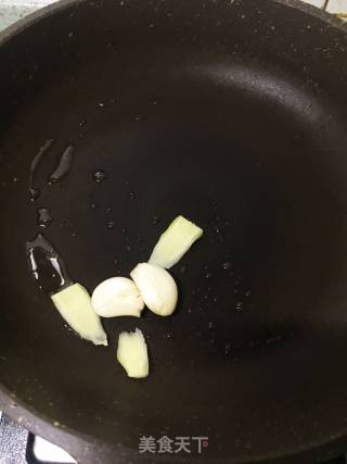 魔芋烧鸭腿的做法步骤：5