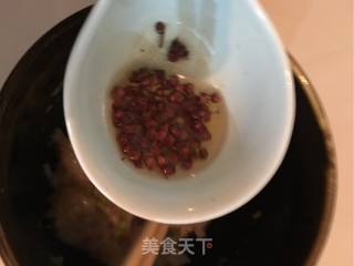 虾丸热汤面的做法步骤：3