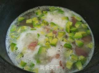 牛油果腊肠饭的做法步骤：3