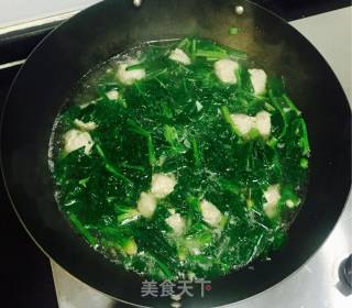 菠菜丸子汤的做法步骤：7