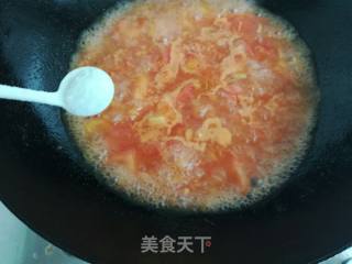 番茄浓汤汆肉片的做法步骤：13