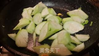 丝瓜炒蛋的做法步骤：3