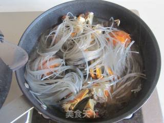 螃蟹粉丝煲的做法步骤：7