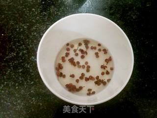 炒烤羊肉的做法步骤：1