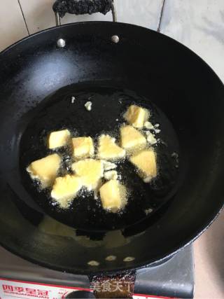 拔丝苹果的做法步骤：2