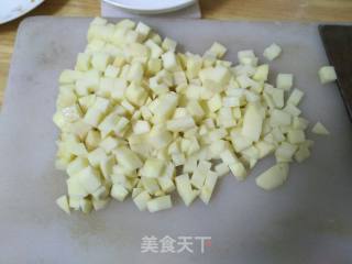 酱爆三丁的做法步骤：1