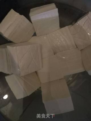 糖醋五花肉焖豆腐的做法步骤：2