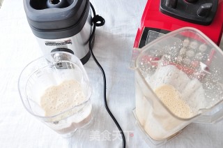 香蕉黄桃奶昔的做法步骤：7