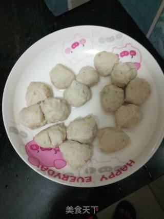 手工鱼丸的做法步骤：3