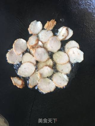 蛋卷炒青瓜的做法步骤：1