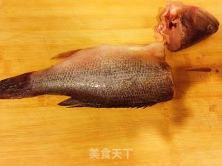糖醋鱼块的做法步骤：2