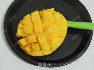 芒果冰沙的做法步骤：4