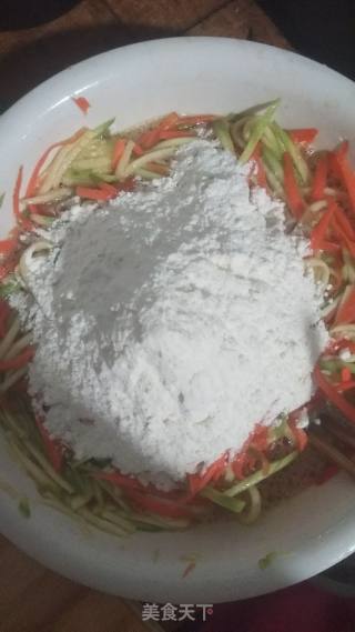 西葫芦萝卜饼的做法步骤：5
