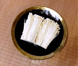 肉酱金针菇的做法步骤：2