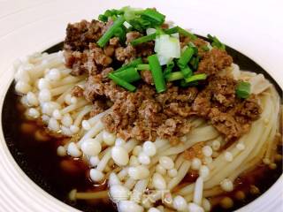 肉酱金针菇的做法步骤：4