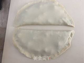 荠菜盒子的做法步骤：13