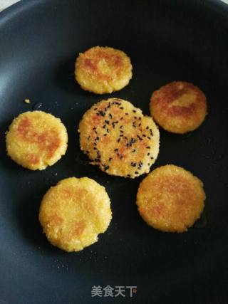 南瓜饼的做法步骤：11