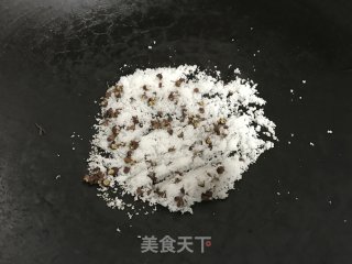 原汁原味的双椒干焗鸡的做法步骤：2