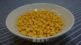 梅干菜扣肉的做法步骤：1