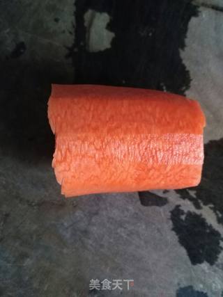 骨头汤红萝卜瘦肉粥的做法步骤：1