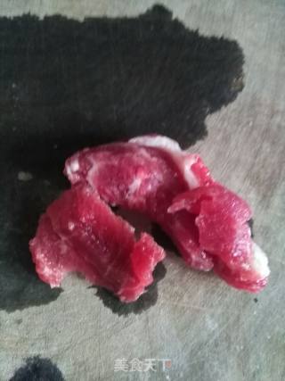 骨头汤红萝卜瘦肉粥的做法步骤：3