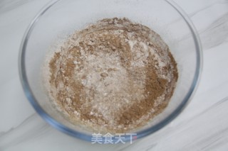 网红的毛巾卷蛋糕的做法步骤：4