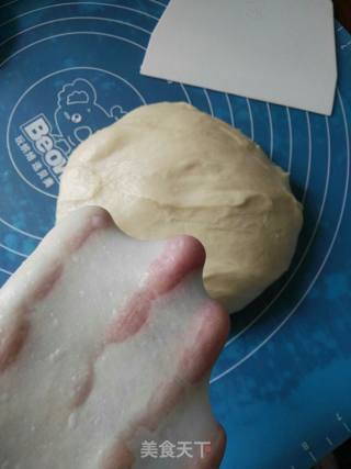 肉松吐司的做法步骤：3
