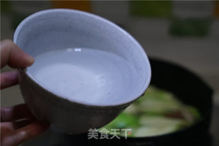 香菇鱼饼丝瓜汤的做法步骤：5