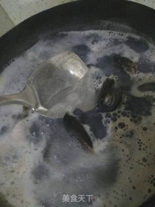 鲜美水煮海虹的做法步骤：3