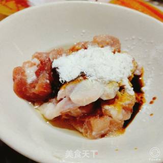 茭白炒猪肉的做法步骤：2