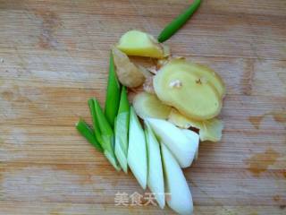 红烧丸子的做法步骤：2