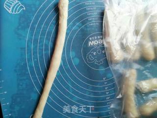 辫子肉松面包的做法步骤：8