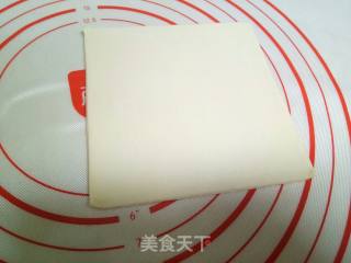 蝴蝶酥的做法步骤：1
