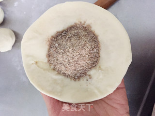 【红糖饼】又酥又软的吮指红糖饼的做法步骤：17