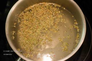 鸡胸又滑又多汁的完美”脆皮烤鸡“教程的做法步骤：2