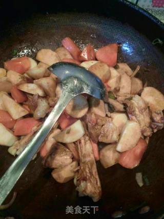 鸡肉料理 芋头炖鸡腿的做法步骤：10