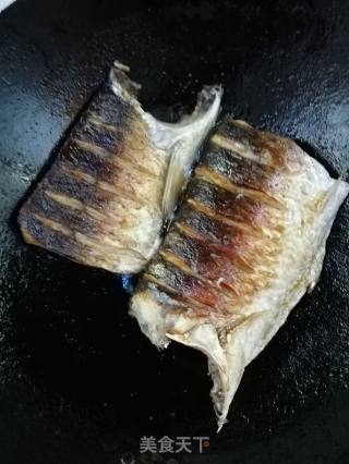 香煎土匪鱼块的做法步骤：4