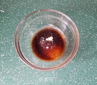 蒜苗爆磷虾的做法步骤：4