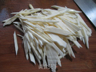 茭白炒手捏菜的做法步骤：6