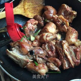 腐乳焖猪脚的做法步骤：7