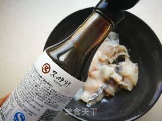酸菜鲈鱼火锅的做法步骤：4