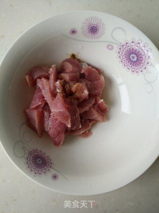 萝卜烩酥肉的做法步骤：2