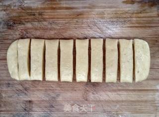 自制油条的做法步骤：4